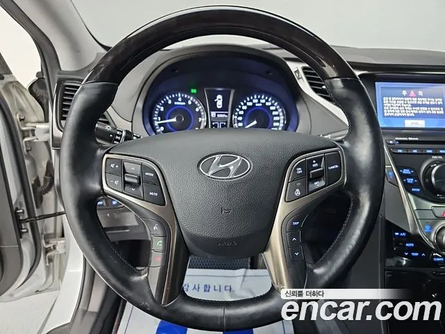 Hyundai Grandeur 2011 thumb 9