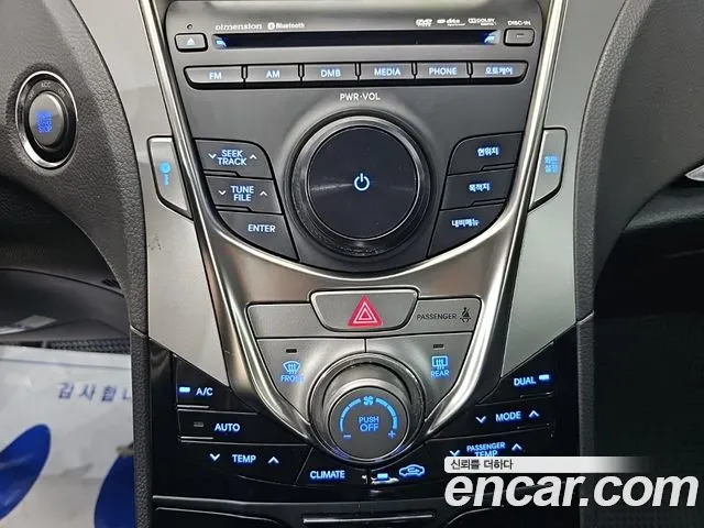 Hyundai Grandeur 2011 thumb 10