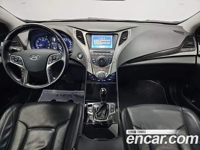 Hyundai Grandeur 2011 thumb 11