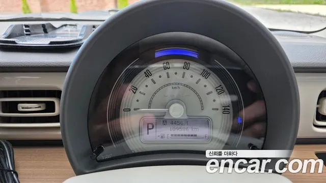 Suzuki Alto Lapin 2015 thumb 9