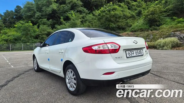 Renault-KoreaSamsung Fluence 2010 thumb 4