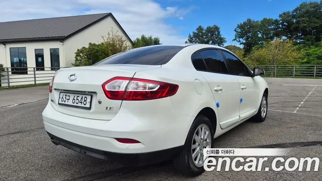 Renault-KoreaSamsung Fluence 2010 thumb 6