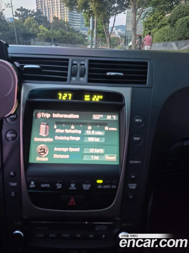 Lexus GS 2005 thumb 11