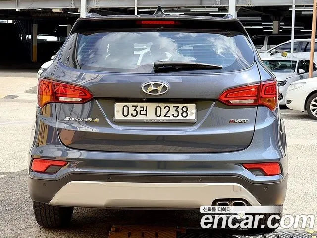 Hyundai Santa Fe 2016 thumb 3