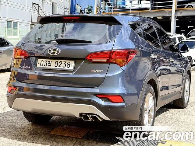 Hyundai Santa Fe 2016 thumb 4