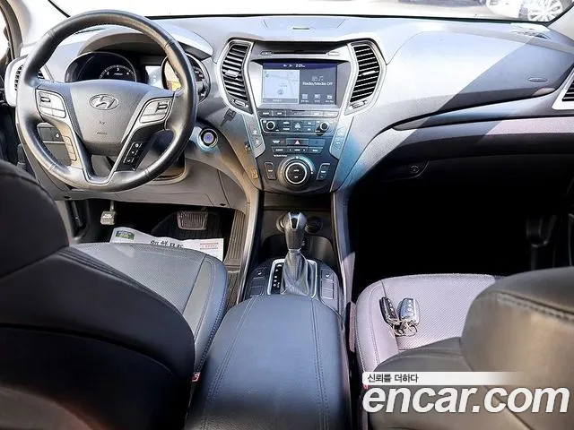 Hyundai Santa Fe 2016 thumb 5