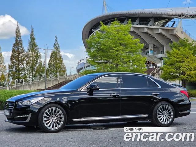 Genesis G90 2016 thumb 3