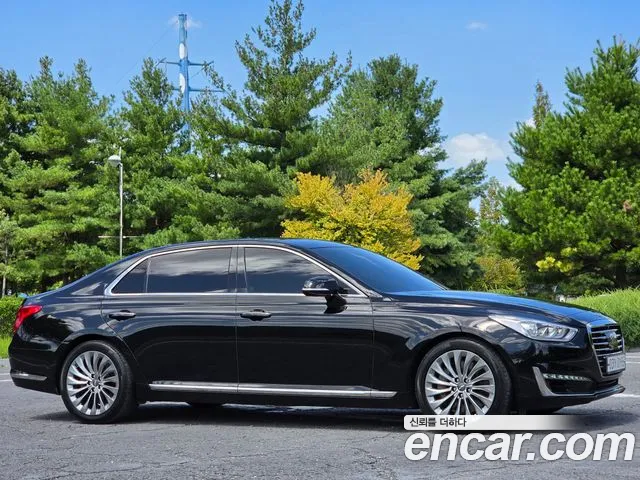 Genesis G90 2016 thumb 6