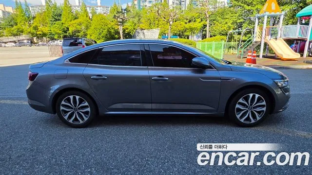 Renault-KoreaSamsung Megane 2017 thumb 8