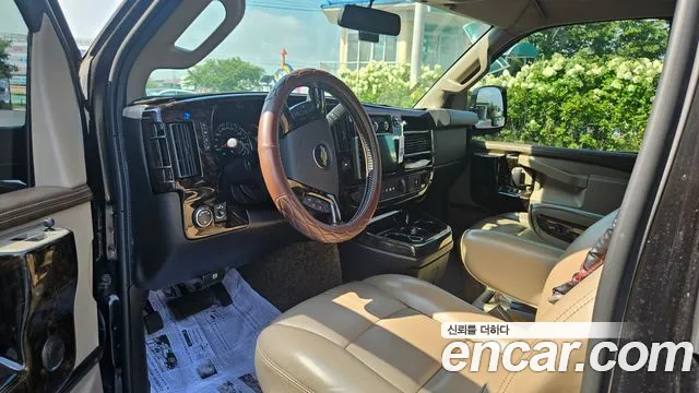 Chevrolet Express Van 2016 thumb 7