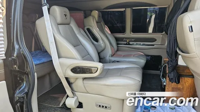 Chevrolet Express Van 2016 thumb 10