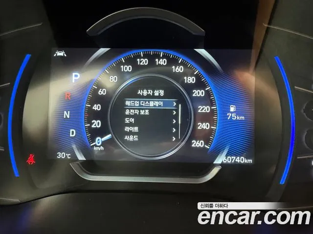 Hyundai Santa Fe 2019 thumb 10