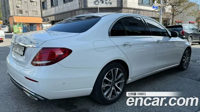 Mercedes-Benz E-Класс 2018 thumb 4