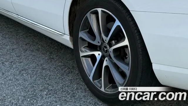 Mercedes-Benz E-Класс 2018 thumb 5