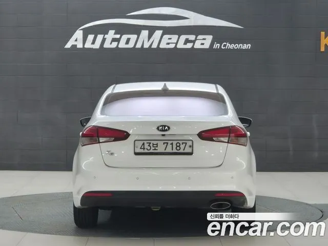 Kia K3 2017 thumb 4