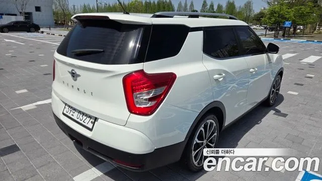 KG_Mobility_Ssangyong TIBOLI 2016 thumb 4