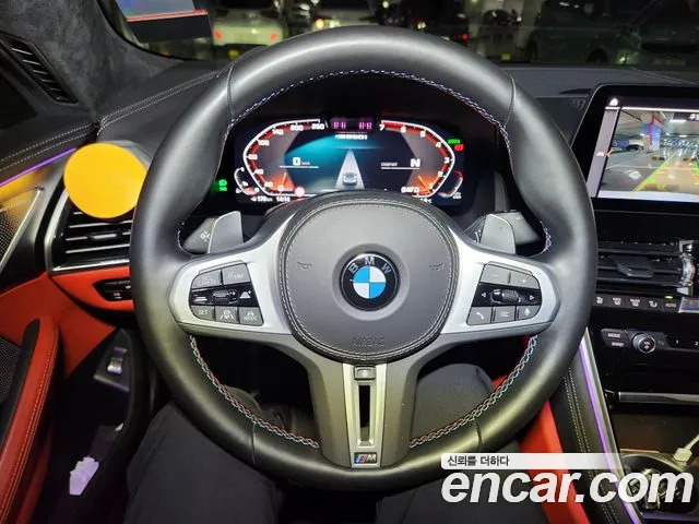 BMW 8-Series 2022 thumb 6