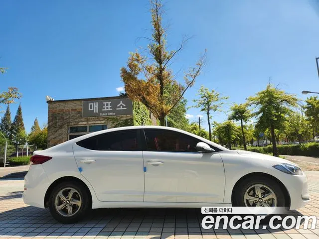Hyundai Avante 2015 thumb 7
