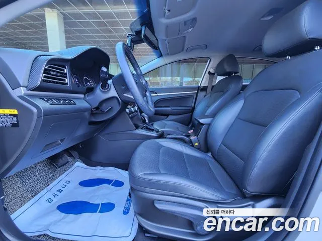 Hyundai Avante 2020 thumb 10
