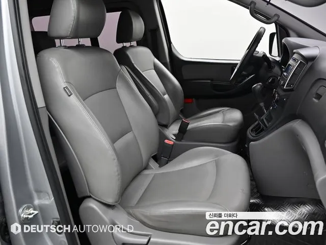Hyundai Starex 2016 thumb 10