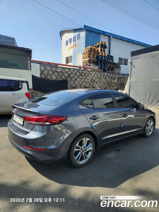 Hyundai Avante 2018 thumb 2