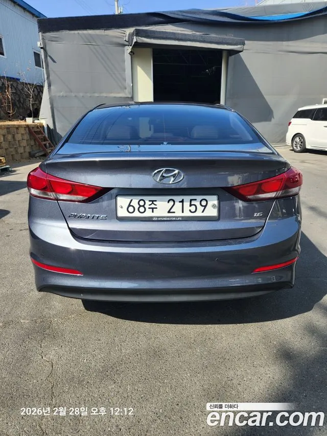 Hyundai Avante 2018 thumb 4