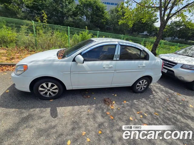 Hyundai Verna 2008 thumb 3