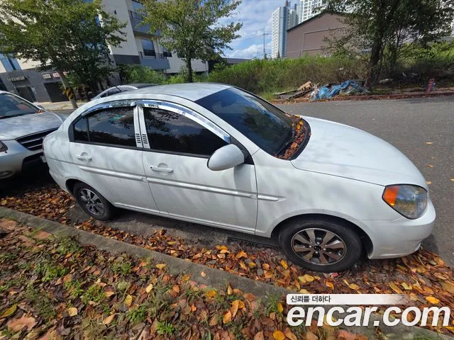 Hyundai Verna 2008 thumb 4