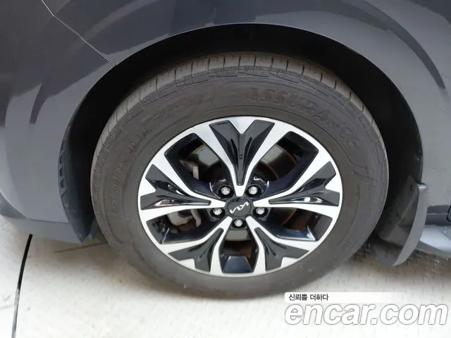 Kia Carnival 2022 thumb 5