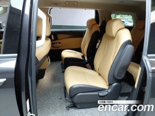 Kia Carnival 2022 thumb 12