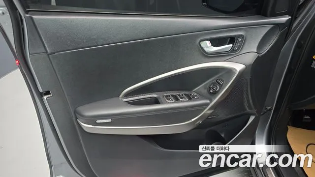 Hyundai Santa Fe 2014 thumb 10