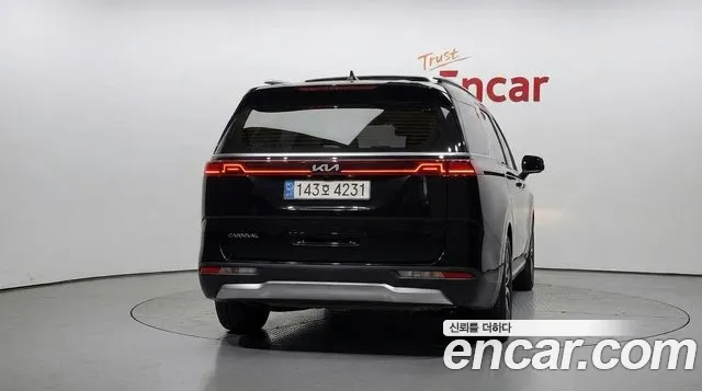 Kia Carnival 2022 thumb 4