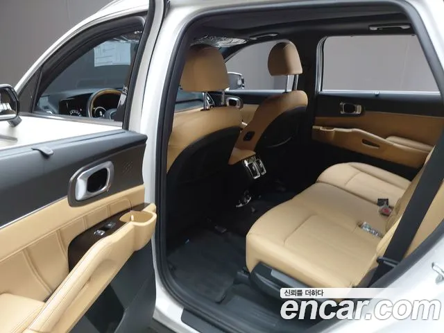 Kia Sorento 2022 thumb 12