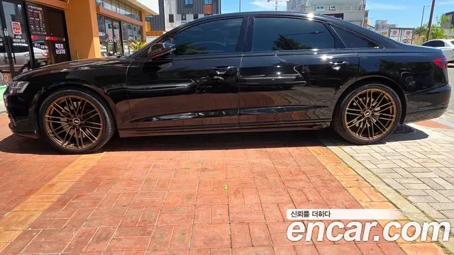 Audi A8 2020 thumb 10