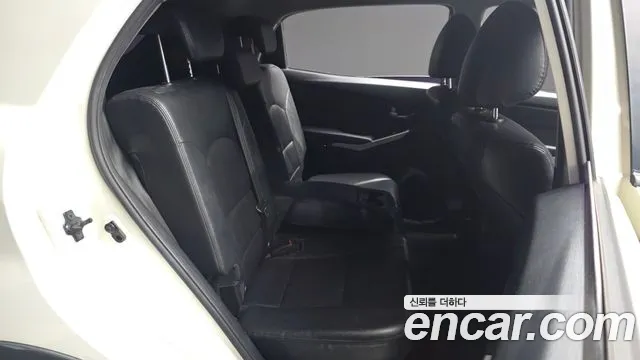 KG_Mobility_Ssangyong KORANDO 2014 thumb 11