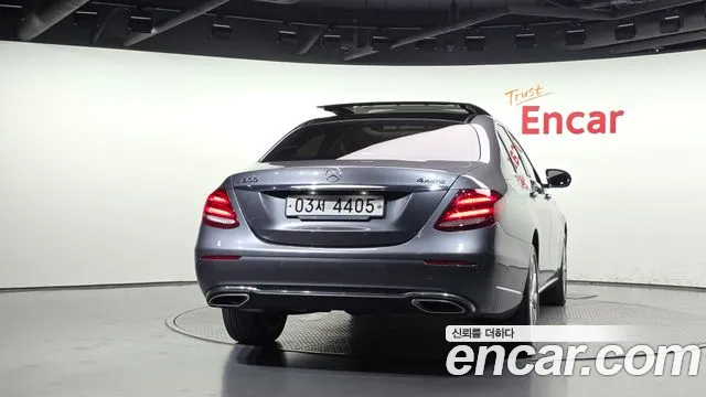 Mercedes-Benz E-Класс 2019 thumb 4