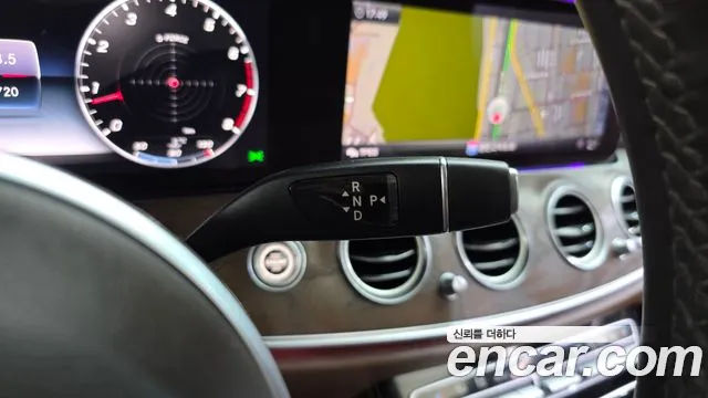 Mercedes-Benz E-Класс 2019 thumb 9