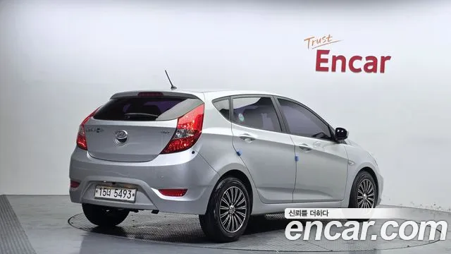 Hyundai Accent 2014 thumb 2