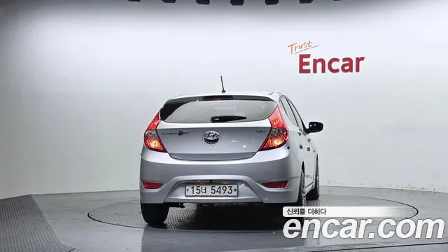Hyundai Accent 2014 thumb 4