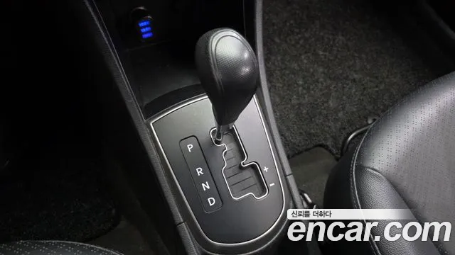Hyundai Accent 2014 thumb 9