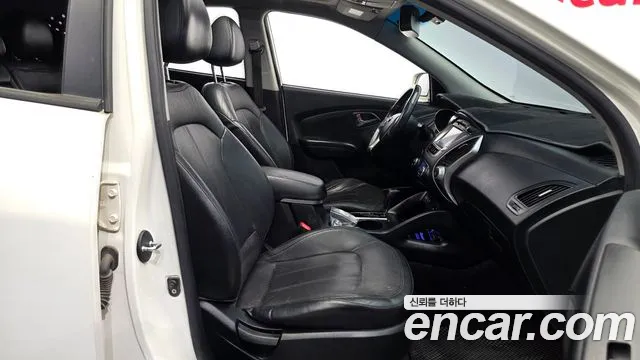 Hyundai Tucson 2010 thumb 11