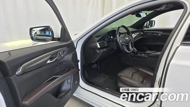 Cadillac CT6 2019 thumb 10