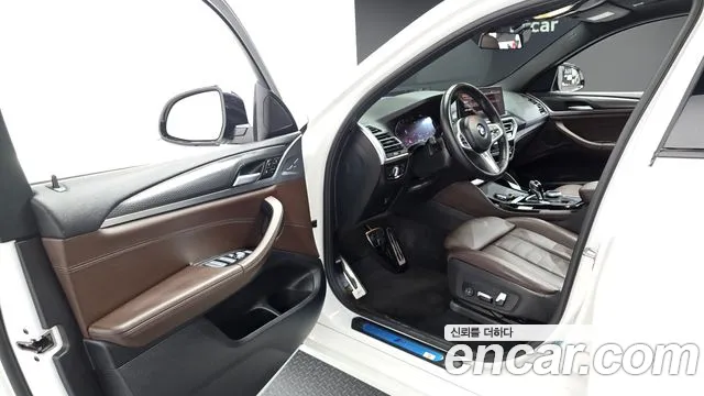 BMW X4 2023 thumb 10