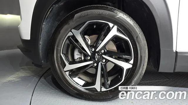 ChevroletGMDaewoo TrailBlazer 2023 thumb 5