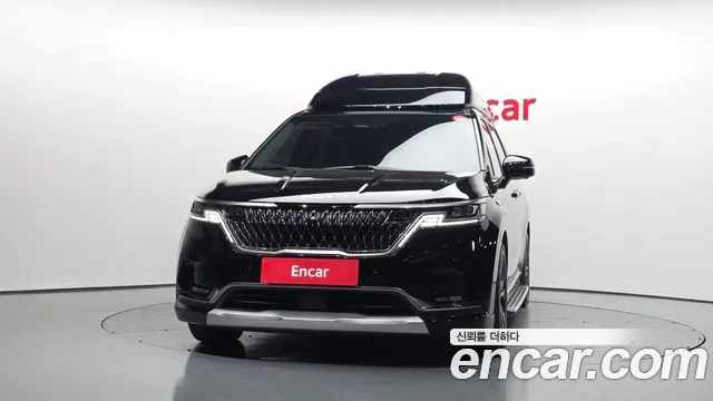 Kia Carnival 2023 thumb 3