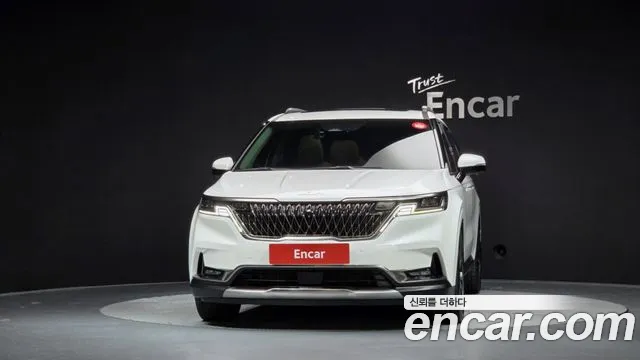 Kia Carnival 2023 thumb 3