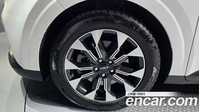 Kia Carnival 2023 thumb 5