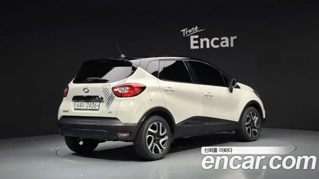 Renault-KoreaSamsung Captur 2015 thumb 2