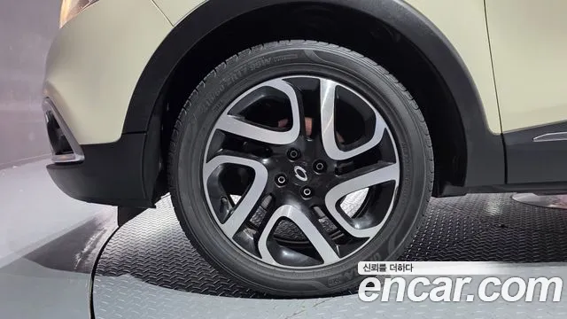 Renault-KoreaSamsung Captur 2015 thumb 5