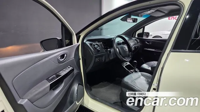 Renault-KoreaSamsung Captur 2015 thumb 10
